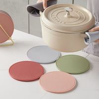 Sous-verres personnalisés avec logo, sous-verres en caoutchouc souple pour voiture, sous-verres en silicone durables, résistants à la chaleur, tapis pour tasses à boisson
