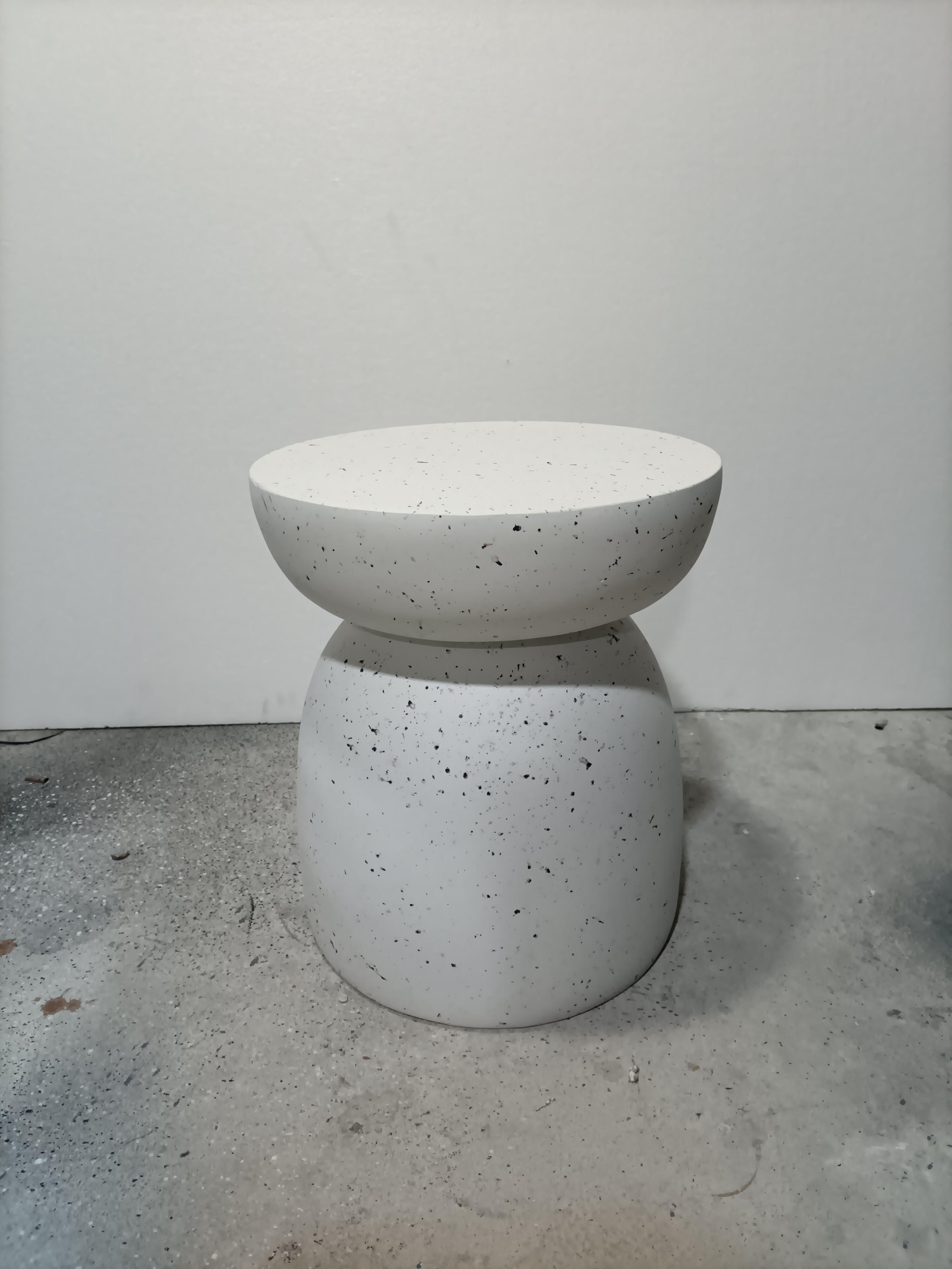 New Arrivals Cement Grey Outdoor Furniture Concrete Stool