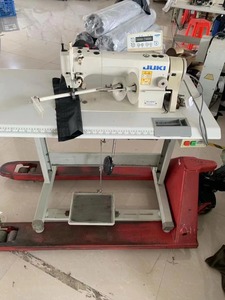 Nouvelle machine à coudre industrielle à point droit Jukis <span class=keywords><strong>DU</strong></span>-<span class=keywords><strong>1181N</strong></span>-7 <span class=keywords><strong>1181N</strong></span> Machine à point droit à alimentation supérieure et inférieure avec table - Product Image 6