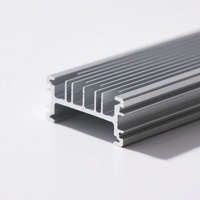 Expédition mondiale de pièces en acier inoxydable usinées par CNC avec tolérance de précision et finition de surface anodisée, emballage pour l'exportation