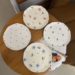 Korean-style InS-style Small Flower-shaped Irregular Hand-molded <b>Ceramic</b> <b>Plates</b> and Pastry <b>Plates</b> 16*2cm - Product Image 2