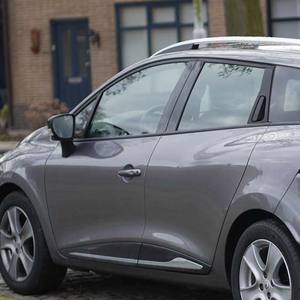 Pare-soleil de fenêtre en acrylique avec ruban adhésif pour Renault 2, 3, 4, 5 (1998-2021) – Ensemble de déflecteurs de pluie et de protection contre les intempéries - Product Image 4