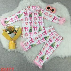 Pyjama d'automne respirant pour filles, ensemble 2 pièces rose avec revers duveteux, imprimé Père Noël, nœud et sapin, boutons, manches longues, vêtements de nuit pour enfants - Product Image 2