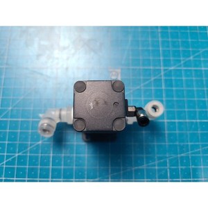 Válvula de Diafragma de Alta Pureza SMC LVA20-02-B, Usada como Pieza de Repuesto para Equipos de Semiconductores Legacy - Product Image 5