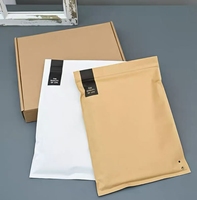 Sac d'emballage de livraison à fermeture éclair Kraft à quantité minimale de commande bas avec impression personnalisée pour pull en tissu T-shirt pantalon short sous-vêtement pyjama pantalon de survêtement