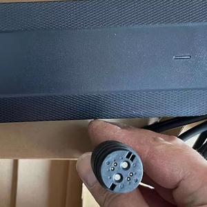 CE FCC 认证快速 36V 42V 4A 电动自行车充电器，带磁性罗斯伯格插头 - Product Image 1