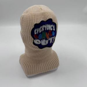 Máscara de esquí de material acrílico de punto al por mayor sombrero de máscara de Ciclismo de cara completa de 3 agujeros con bolsa de dólar blanco bordada - Product Image 3