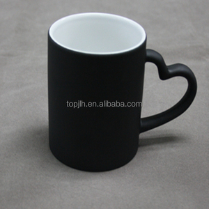 Topjlh Sublimation 11oz coeur poignée changement de couleur <span class=keywords><strong>tasse</strong></span> thermique <span class=keywords><strong>magique</strong></span> personnalisé <span class=keywords><strong>Photo</strong></span> cadeau <span class=keywords><strong>tasse</strong></span> avec conception sensible à la température - Product Image 3