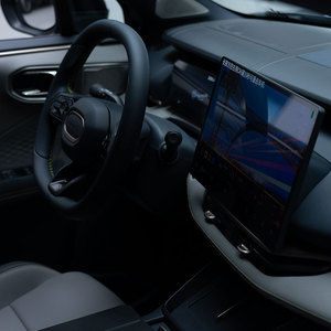 Prêt à l'exportation 2026 Lynk & Co 06 Plus Turbo <span class=keywords><strong>SUV</strong></span> Spécifications Globales Conduite à Gauche 5 Places Traction Avant Documents Complets Entrepôt Nansha - Product Image 5