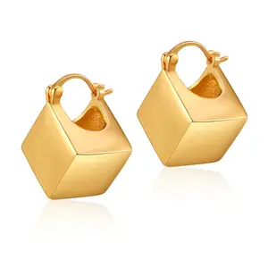 时尚金属质感镂空几何立体方形耳环pvd 18k镀金铜3d女式耳环