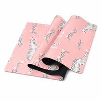 Tapis de yoga en daim imprimé sur mesure - Base en caoutchouc naturel, design à transfert thermique sur toute la surface pour studio de yoga chaud, vente en gros