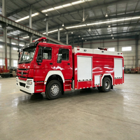 Camion de pompiers HOWO 6 tonnes, châssis 4x2, réservoir grande capacité, pompe haute pression, système de lutte contre l'incendie intégré, sauvetage d'urgence
