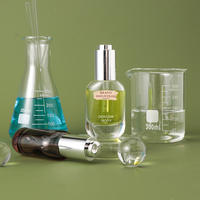Flacon compte-gouttes en verre de luxe à fond épais de 15 ml et 30 ml avec logo personnalisé et estampage doré pour huiles essentielles, sérums et parfums vides