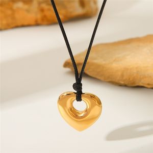 Collier <span class=keywords><strong>pour</strong></span> femme chic et créatif en corde de cire noire avec pendentif cœur creux en acier inoxydable 18k <span class=keywords><strong>pour</strong></span> <span class=keywords><strong>la</strong></span> <span class=keywords><strong>vie</strong></span> quotidienne - Product Image 3