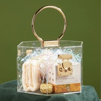 Boîte-cadeau de mariage en acrylique moderne personnalisée à haute transparence Présentoir portable et anti-poussière Cadre métallique de stockage polygonal pour fleur