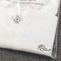 Emballage de vêtements GRS 100% recyclé conforme à la norme PPWR, sacs écologiques en PE personnalisés, sacs auto-scellants avec avertissement de suffocation EN 15343