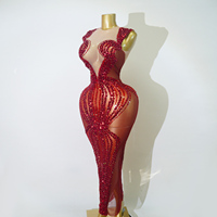 Robe sirène de luxe rouge à sequins, ornée à la main de strass, tenue de Drag Queen, vêtement de scène professionnel, robe de gala de concours, tissu en maille
