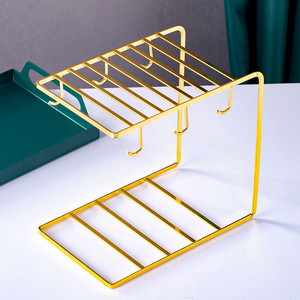 Portavasos de hierro dorado de doble capa, 23,4x12,9x18,8 cm, para estante de almacenamiento de cocina con diseño invertido - Product Image 1