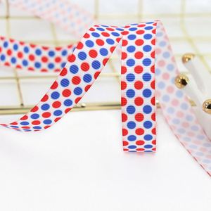 Ruban gros-grain patriotique festif rouge, blanc et bleu de 1/1,6 cm x 10 yards pour l'emballage cadeau du 4 juillet - Product Image 4