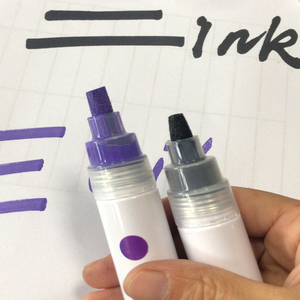 <span class=keywords><strong>Pennarello</strong></span> <span class=keywords><strong>indelebile</strong></span> a punta in alluminio color <span class=keywords><strong>oro</strong></span>, 72 colori, larghezza di scrittura 8,5 mm - Product Image 6