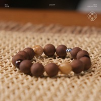 Bracelet en pierre naturelle de style moderne, marron rougeâtre, avec perles mélangées de corail, de jade et de grenat, de 10 mm à 14 mm, tressé élastique, pour le bien-être