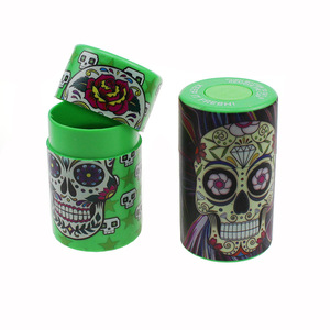 Tarro cilíndrico de plástico con diseño único de calavera de azúcar, con tapa de botón a presión, para almacenamiento de alimentos y hierbas, hermético y a prueba de olores. - Product Image 1