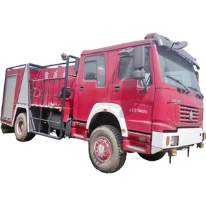 4WD tracción delantera camión <span class=keywords><strong>de</strong></span> <span class=keywords><strong>bomberos</strong></span> forestales 2200 litros 4x4 camión contra incendios - Product Image 1