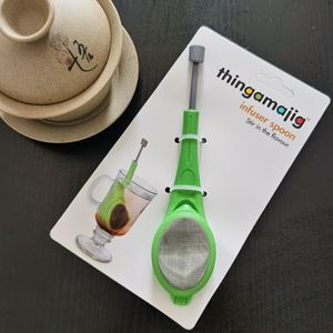 Infuseur à thé en vrac portable en plastique réutilisable avec piston en silicone intégré, vente en gros personnalisée - Product Image 6