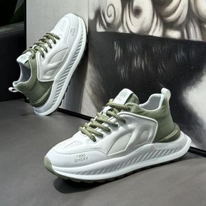 รองเท้าผ้าตาข่ายระบายอากาศสำหรับผู้ชายสไตล์ยุโรปรองเท้าวิ่งใช้งานได้อเนกประสงค์สวมใส่สบาย - Product Image 5