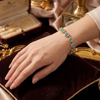 Bracelet en acier inoxydable avec zircone cubique en forme de cœur coloré, bijoux à maillons halo dorés pour femmes, à porter au quotidien, cadeaux tendance
