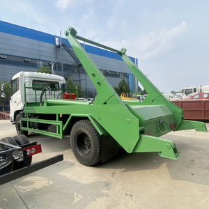 Camion à ordures compacteur hydraulique Dongfeng 12 m³ avec bras oscillant, transmission 4x2 et bennes assorties pour une collecte efficace des déchets - Product Image 2