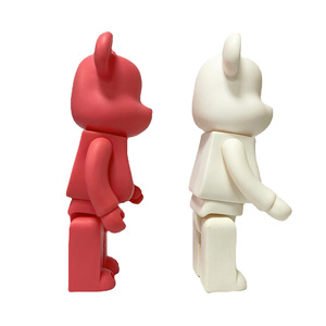 <span class=keywords><strong>400</strong></span>% <span class=keywords><strong>Bearbrick</strong></span> รูปปั้นหมีสีดำเคลื่อนย้ายได้28ซม. ประติมากรรมตุ๊กตาตกแต่งบ้าน - Product Image 5