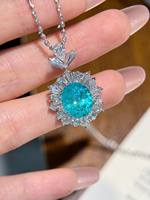 Pendentif en or blanc 18 carats avec diamant Paraiba de laboratoire, pierre principale ovale, halo en forme de soleil, bijoux fins de luxe en pierres précieuses colorées