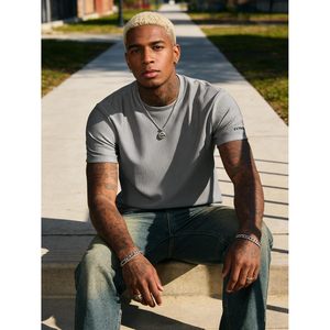 Camiseta Personalizada de Manga Corta para Hombre, Cuello Redondo, Algodón Transpirable - Product Image 2