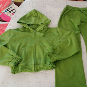 Set Personalizzato da <span class=keywords><strong>Donna</strong></span> con Minigonna e Pantaloncini <span class=keywords><strong>Sexy</strong></span> con Tasche, Felpa Corta con Cappuccio e Gonna Effetto Lavaggio Acido, <span class=keywords><strong>Abbigliamento</strong></span> Femminile Set 2 Pezzi - Product Image 5