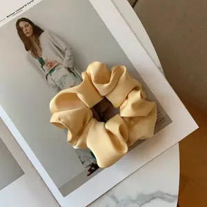 Moda Color sólido seda Scrunchie mujeres accesorios seda elástica banda para el cabello lazos para el cabello niñas diadema al por mayor