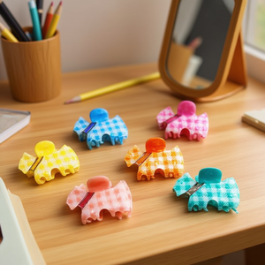 Pinza para el pelo Tz Grid con diseño de perro, 7 cm, colorida y estampada, para mujeres y niñas - Product Image 4