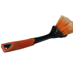 Spazzola per Pulizia Ruote <span class=keywords><strong>Auto</strong></span> e Camion Personalizzata con Manico Corto Antiscivolo in Gomma Arancione - Product Image 2