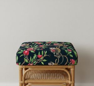 Tissu d'ameublement imprimé singes et grenades au mètre – Motif botanique fantaisiste et faune sauvage – Tissu décoratif pour meubles - Product Image 6