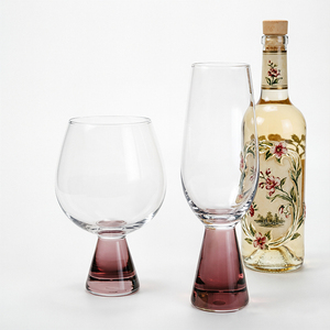 Lot de verres à pied colorés pour cocktails, verres à boire créatifs à pied épais, verres à vin, flûtes à <span class=keywords><strong>champagne</strong></span> - Product Image 5