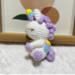 Porte-clés <span class=keywords><strong>licorne</strong></span> amigurumi au crochet fait main, mini poupée tricotée mignonne, <span class=keywords><strong>jouet</strong></span> en peluche pour pendentif de sac, cadeau d'anniversaire pour enfants - Product Image 2