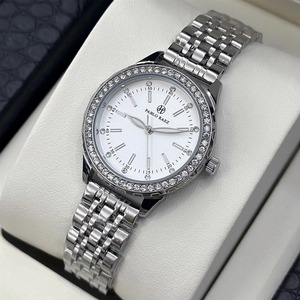 Montre Décontractée Élégante pour Femme à Quartz, Cadran Strass, Bracelet en Acier Inoxydable, Étanche et Lumineuse – Vente en Gros à Chaud - Product Image 2