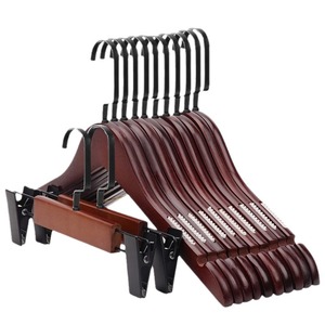 Perchas de ropa de madera maciza retro especiales para tiendas de ropa con logotipo personalizado, para mujeres y niños, perchas antideslizantes para ropa. - Product Image 5