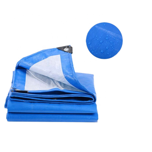 Lona de Polietileno Azul y Blanca, Impermeable, para Almacenamiento Industrial y de Almacenes - Product Image 1