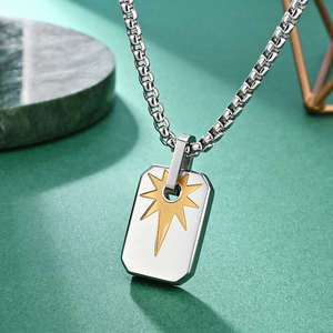 Collar de Acero Inoxidable con Estrella Cuadrada, Estilo Retro Creativo, Moderno, Versátil y de Lujo Ligero para Hombre, Venta al Por Mayor - Product Image 2