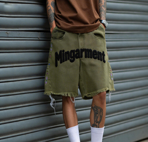 Shorts en <span class=keywords><strong>jean</strong></span> pour hommes à prix bas, personnalisables avec logo, style streetwear, patchwork, strass, vintage, coupe ample, effet usé, grandes tailles, vente en gros - Product Image 1