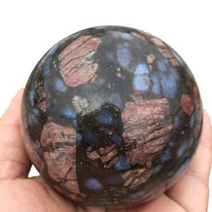 Boules d'amphioles bleues en cristal naturel, en gros, polies, de guérison, sphère de glachophane, artisanat en cristal, sphère de glachophane pour la décoration - Product Image 1