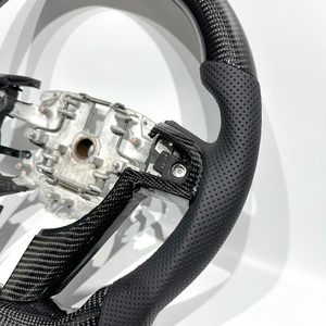 Volante in Fibra di Carbonio Nero con Cuciture Rosse <span class=keywords><strong>e</strong></span> Linea Centrale <span class=keywords><strong>Rossa</strong></span> per Chevrolet Ve COMMODORE HSV E1/2/3 <span class=keywords><strong>e</strong></span> Pontiac G8 - Product Image 2