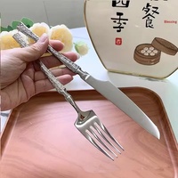 Hochwertiges 4-teiliges Edelstahl-Besteckset, Minimalistisches Steakmesser, Gabel und Löffel, Lebensmittelecht für Hotel und Restaurant