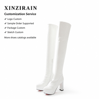 Bottes hautes à plateforme blanches personnalisées Xinzirain pour femmes, bout rond, talon bloc épais, à enfiler, pour soirée et mode